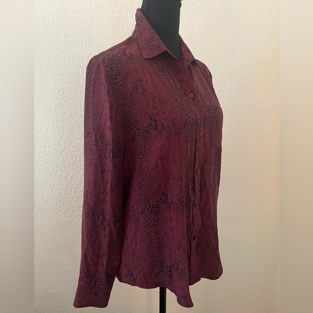 Rails Kate Silk Shirt Red Python Size Small - image 3